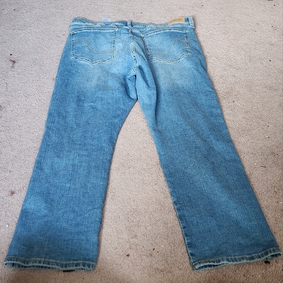 Jeans - Picture 2 of 3